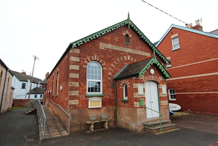 Property For Sale In Chapel Road, Lympstone, EX8