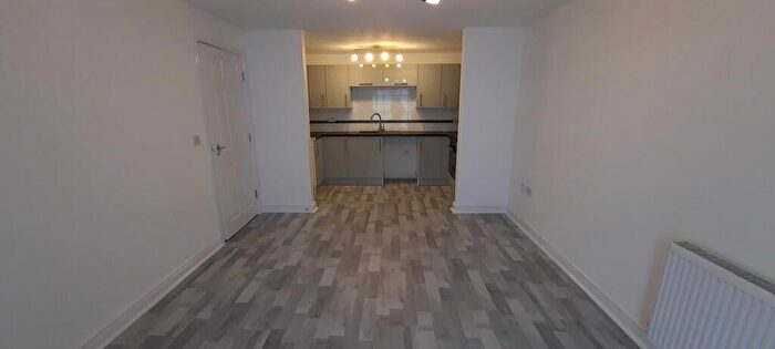 2 Bedroom Flat To Rent In Brookside Court, Prescot, L35