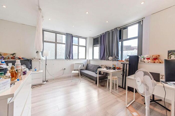 Studio To Rent In Talbot Skyline, Rayners Lane, Harrow, HA2