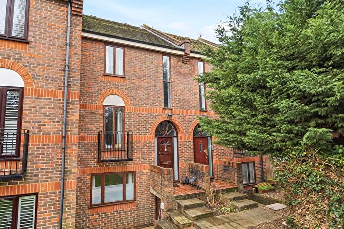 4 Bedroom Terraced House For Sale In Blandford Road, Teddington, TW11