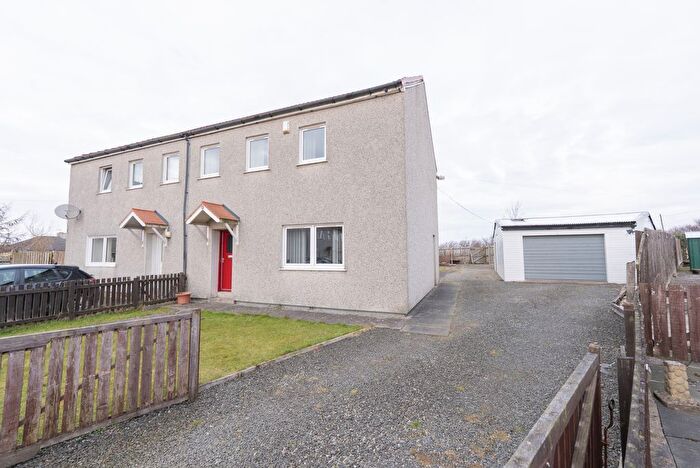 3 Bedroom Semi-Detached House For Sale In Cosy Neuk, Larkhall, ML9