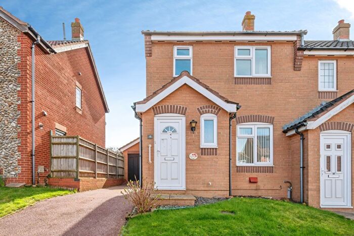 2 Bedroom Semi Detached House For Sale In Blackberry Grove, Cromer, Norfolk, NR27