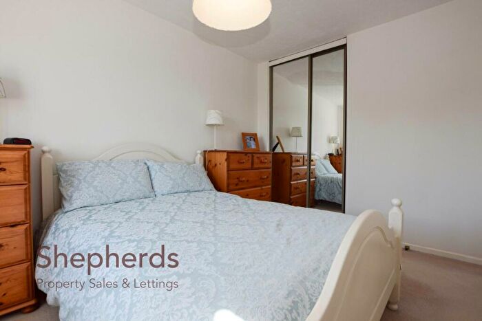 3 Bedroom Terraced House For Sale In King Arthur Court, Cheshunt, EN8