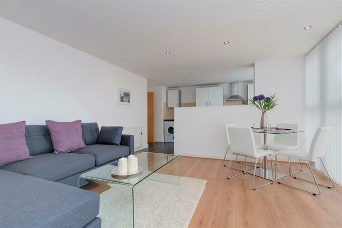 2 Bedroom Apartment To Rent In Cotton Square, Claremont Road, Manchester, M14