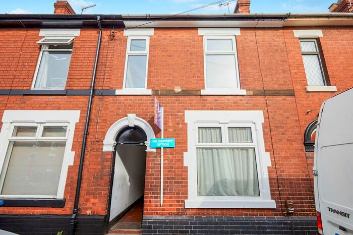 3 Bedroom Terraced House To Rent In Stanley Street, Derby, DE22