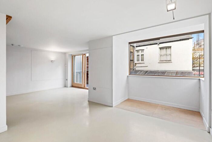 Studio To Rent In Minerva Street, London, E2