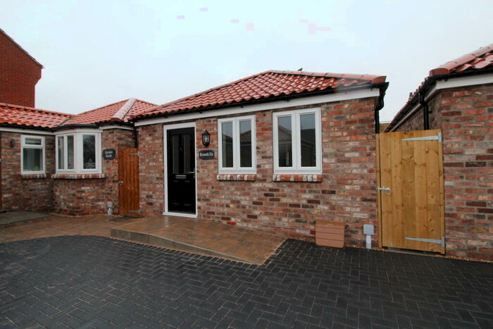 2 Bedroom Bungalow To Rent In Old Barmston Road, Beverley, HU17