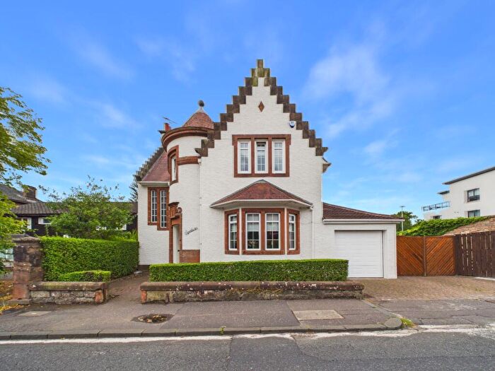 4 Bedroom Detached House For Sale In Union Street, Hamilton, ML3