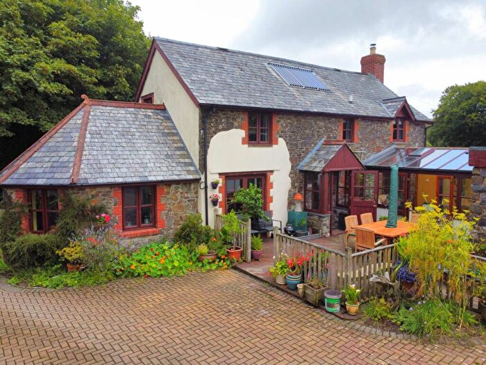 3 Bedroom House For Sale In Cranford, EX39
