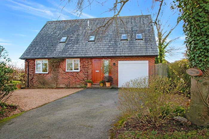 3 Bedroom Detached House For Sale In Rolvenden Hill, Rolvenden, TN17