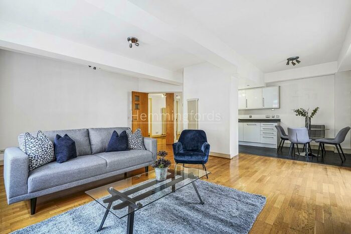 2 Bedroom Apartment To Rent In Prusoms Island, Wapping High Street, E1W