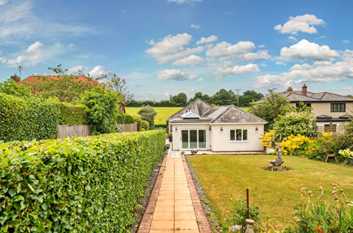 3 Bedroom Bungalow For Sale In Gascoigne Lane, Ropley, Alresford, Hampshire, SO24