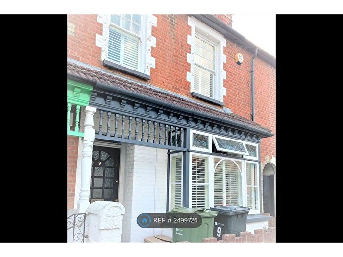 3 Bedroom Terraced House To Rent In College Road, Guildford, GU1