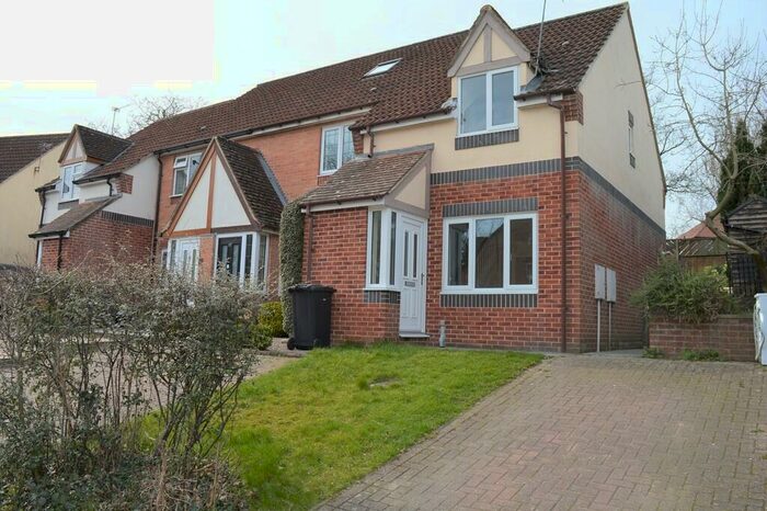 2 Bedroom End Of Terrace House To Rent In Aismunderby Close, Ripon, HG4
