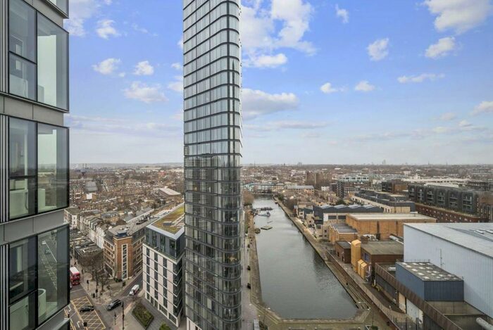 2 Bedroom Flat To Rent In Carrara Tower Bollinder Place, London, EC1V