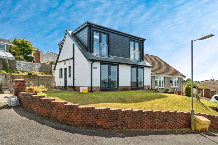 3 Bedroom Semi-detached House For Sale In Greenfield Close, Llansamlet, Swansea, SA7