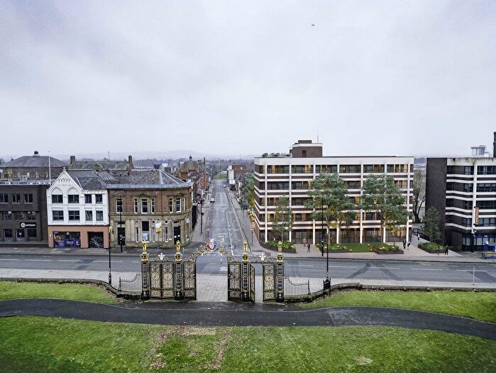 1 Bedroom Flat For Sale In Park View Residences, Warrington, WA1