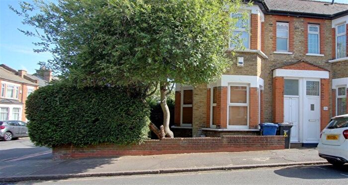 1 Bedroom House To Rent In Castle Road, North Finchley, N12