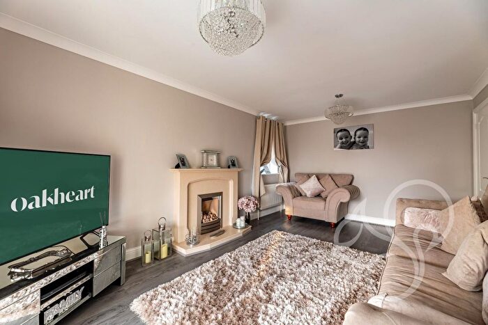 4 Bedroom Detached House For Sale In Stoneleigh Park, Colchester, CO3