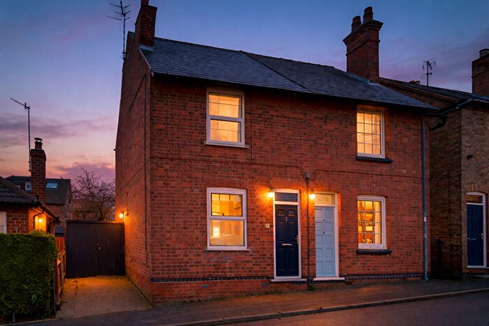 2 Bedroom Semi Detached House For Sale In Woodside Road, Radcliffe-on-Trent, NG12