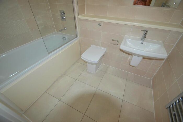 1 Bedroom Property To Rent In Media City Tower B, Michigan Avenue, Salford, M50