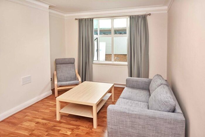 2 Bedroom Flat To Rent In Birchington Court, West Hampstead, NW6