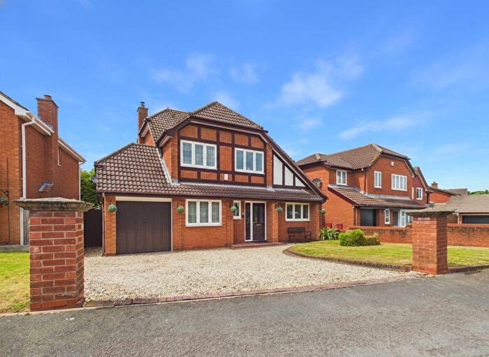 4 Bedroom Detached House For Sale In Moat Drive, Drayton Bassett, Tamworth, B78