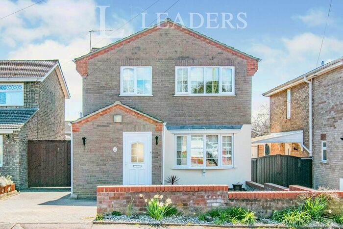 3 Bedroom Detached House To Rent In Chiltern Crescent, Lowestoft, NR32