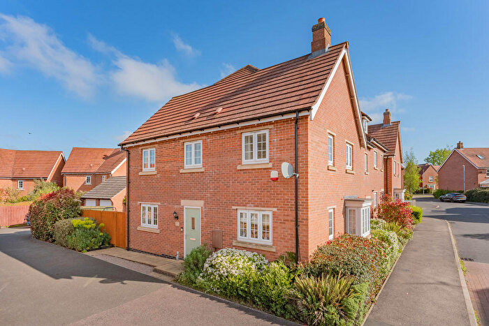3 Bedroom Semi-Detached House For Sale In Finch Road, Kibworth Harcourt, LE8