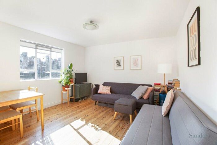 1 Bedroom Flat To Rent In Halton Road, Islington, London, N1