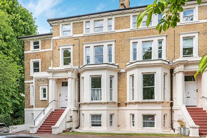 2 Bedroom Flat To Rent In Mattock Lane, Ealing, W5