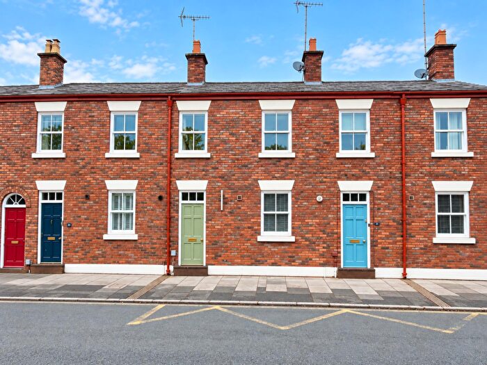 3 Bedroom Terraced House For Sale In Overleigh Road, Chester, CH4