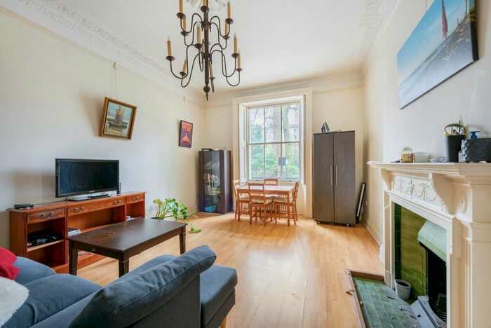 2 Bedroom Flat To Rent In Eccleston Square, London, SW1V