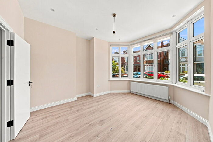 2 Bedroom Flat For Sale In James Avenue, London, NW2