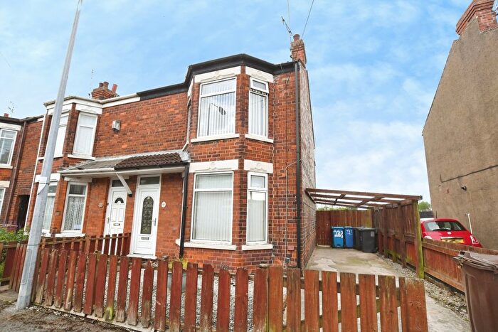 3 Bedroom End Terrace House For Sale In Lee Street, Hull, HU8