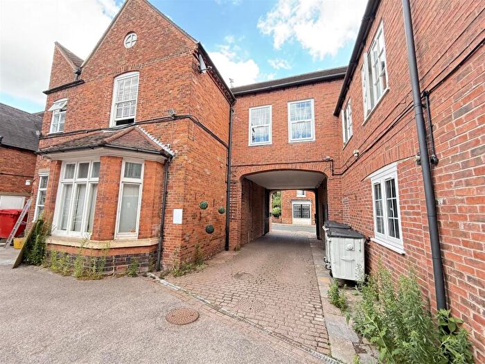 2 Bedroom Block Of Apartments To Rent In High Street, Coleshill, B46