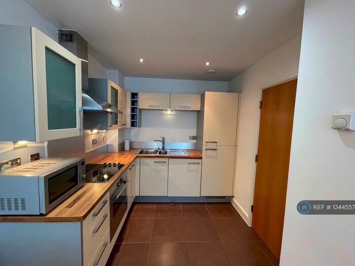 1 Bedroom Flat To Rent In Adriatic Apartments, London, E16