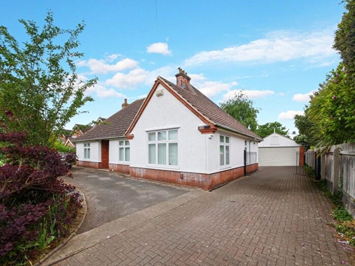 3 Bedroom Detached Bungalow For Sale In Cowper Street, Ipswich, IP4