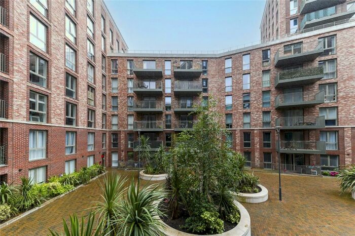 2 Bedroom Flat To Rent In Bellow House, London, HA1