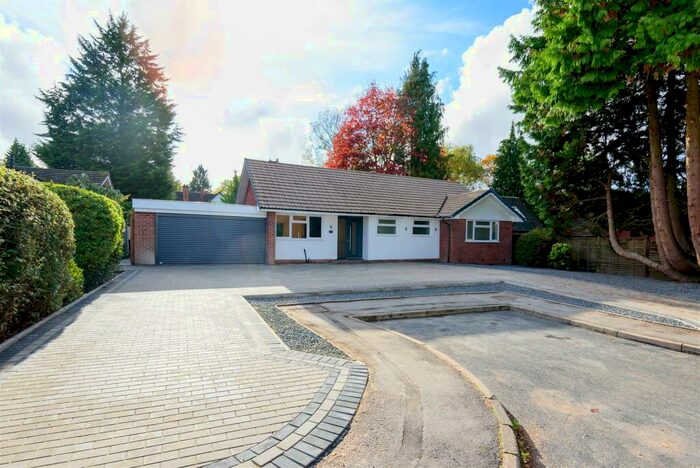 3 Bedroom Detached Bungalow For Sale In Beauchamp Road, Solihull, B91