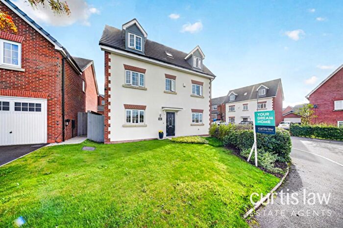 4 Bedroom Detached House For Sale In Thistle Trail, Blackburn, BB2
