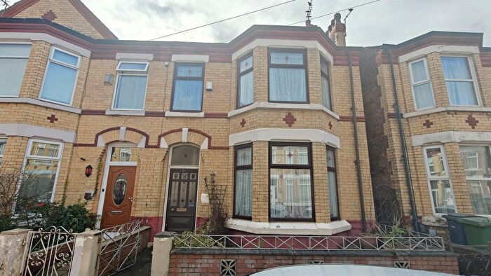 3 Bedroom Semi Detached House For Sale In Empress Road, Wallasey, CH44