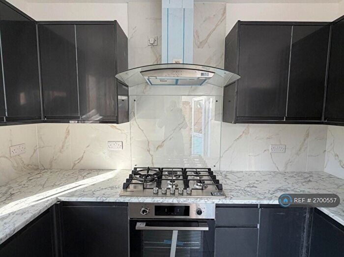 6 Bedroom Terraced House To Rent In Sixth Avenue, London, E12