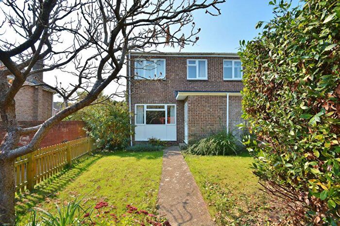3 Bedroom Terraced House For Sale In Lambert Walk, Thame, OX9