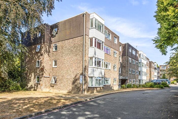 2 Bedroom Flat For Sale In London Road, Preston Park, Brighton, BN1