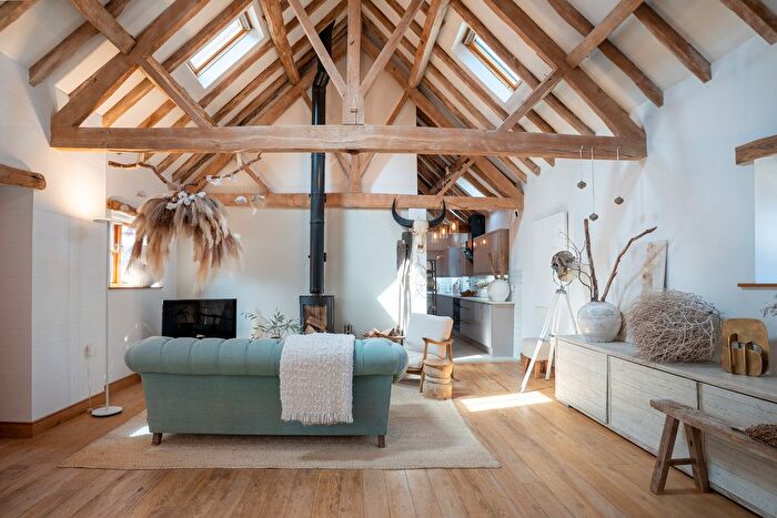 3 Bedroom Barn Conversion For Sale In Halesend Grittles End Storridge Malvern, Worcestershire, WR13