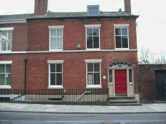 6 Bedroom House To Rent In Ribblesdale Preston, PR1