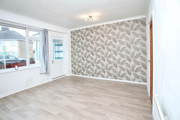3 Bedroom Terraced House For Sale In Maesglas Crescent, Newport, NP20