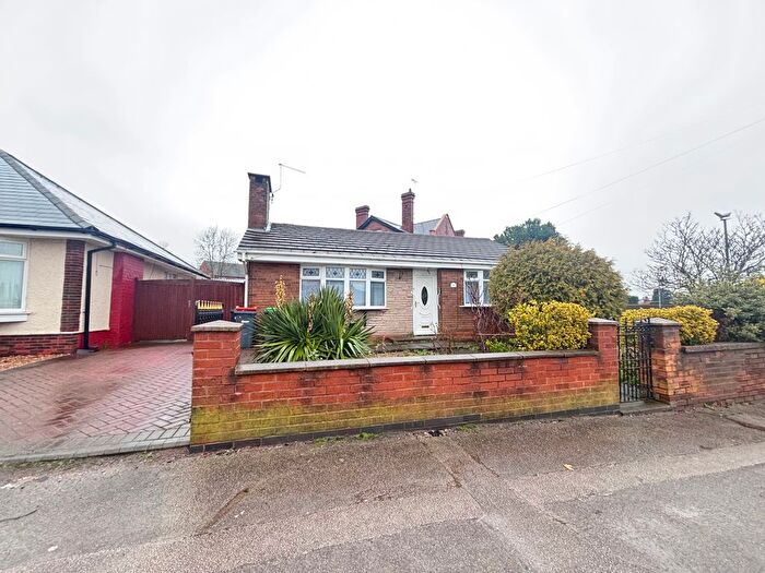 2 Bedroom Detached Bungalow To Rent In Mansfield Road, Sutton-In-Ashfield, NG17