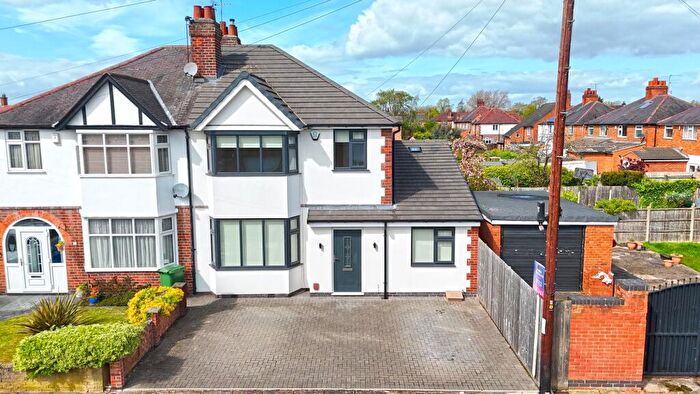4 Bedroom Semi Detached House For Sale In Alvaston Road, Leicester, LE3
